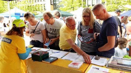 2016-5-25-minghui-falun-gong-germany-02--ss