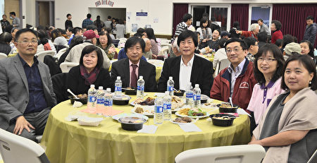 2016台式感恩餐会 雨夜温暖湾区台美人